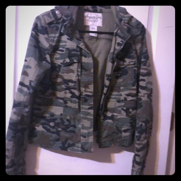 American Rag jacket - Picture 1 of 4